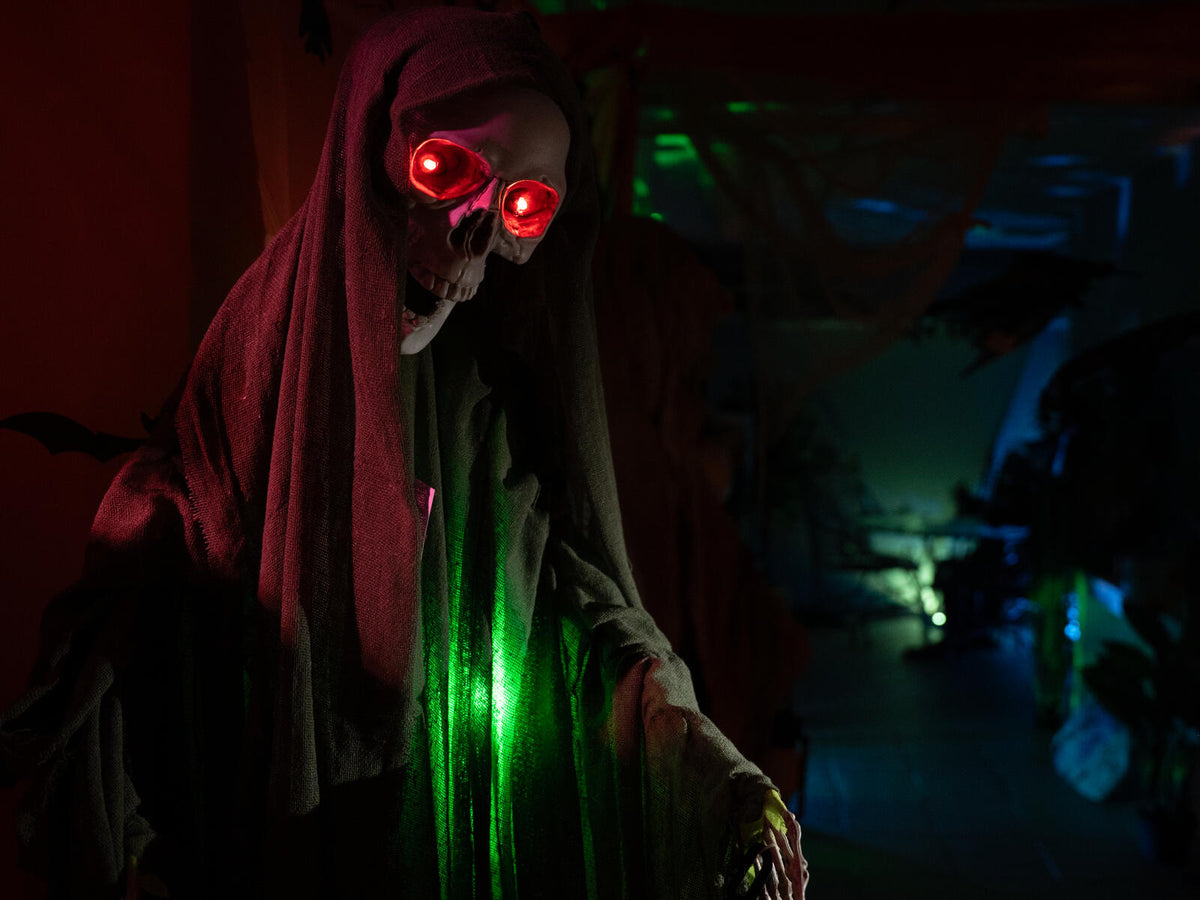 Europalms Halloween Figur Skelett mit grünem Umhang, animiert, 170cm – Ansicht 8