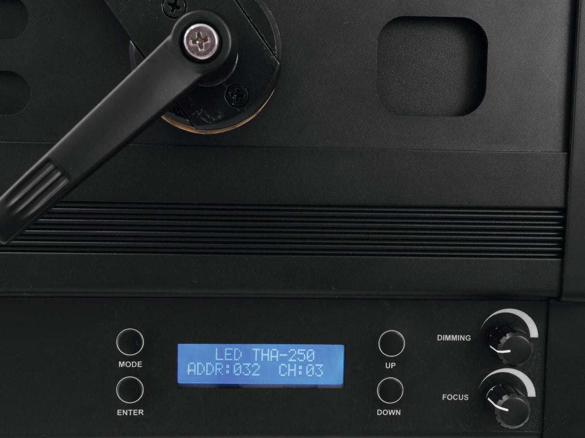 Eurolite LED THA-250F Theater-Spot – Ansicht 5