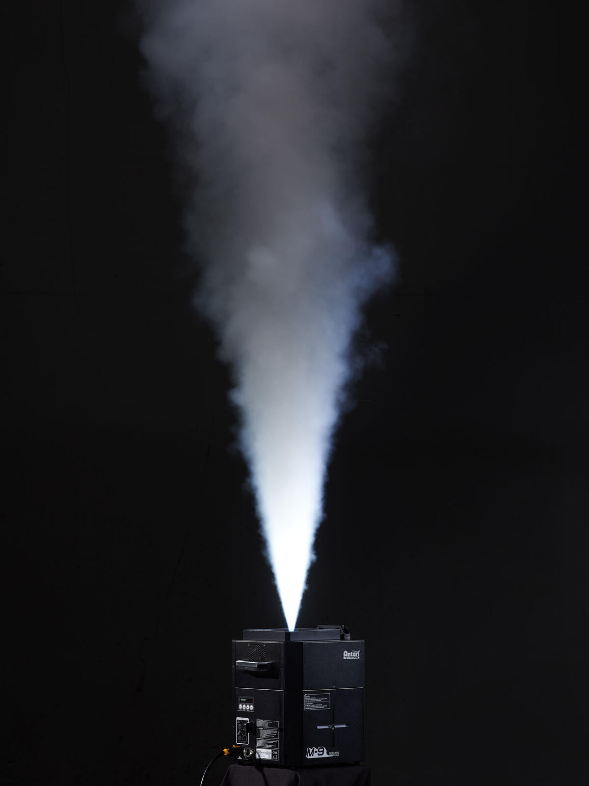 Antari M-9 RGBAW Stage Fogger – Ansicht 7