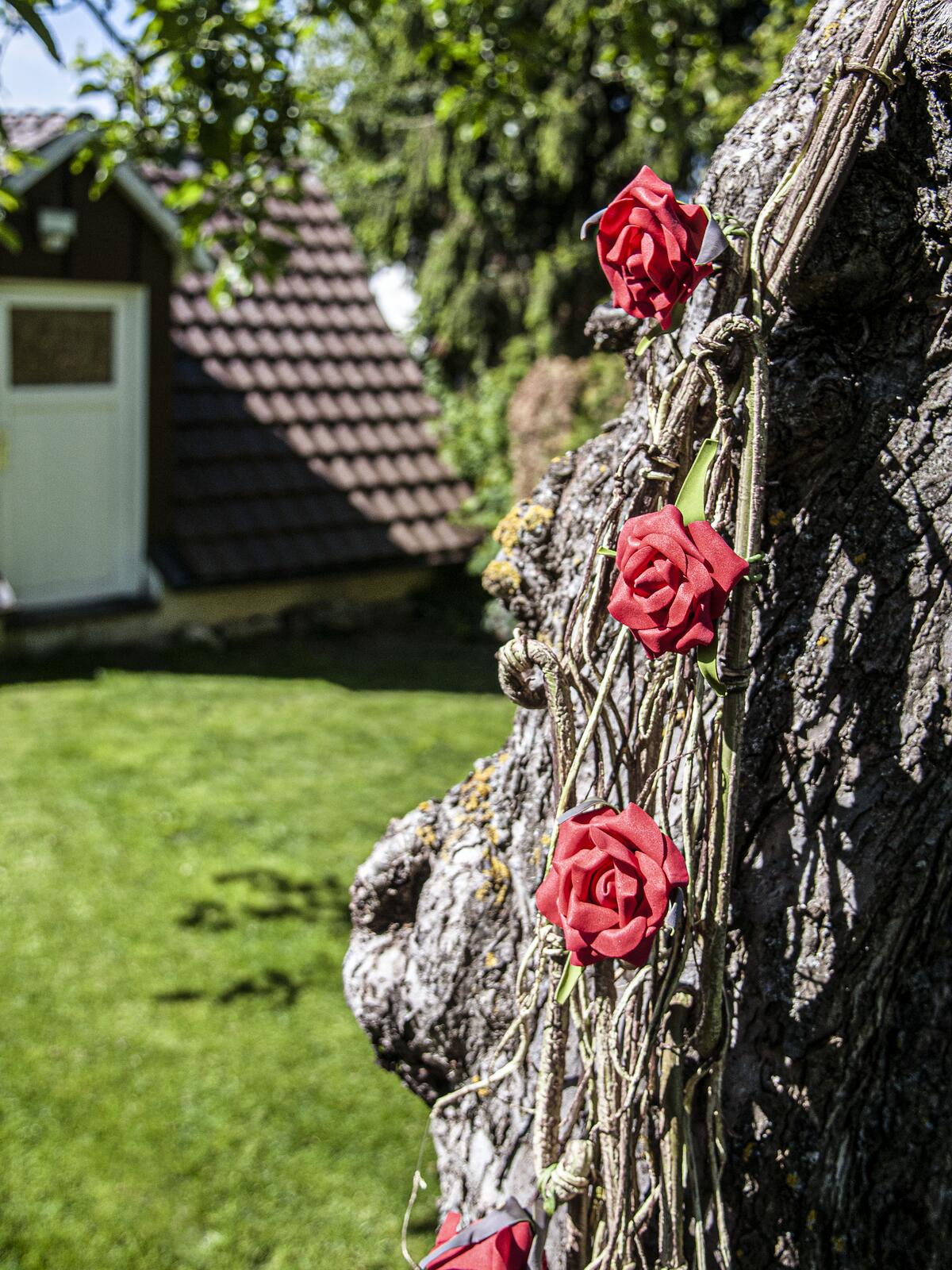 Europalms Rosengirlande (EVA), künstlich, rot – Ansicht 4