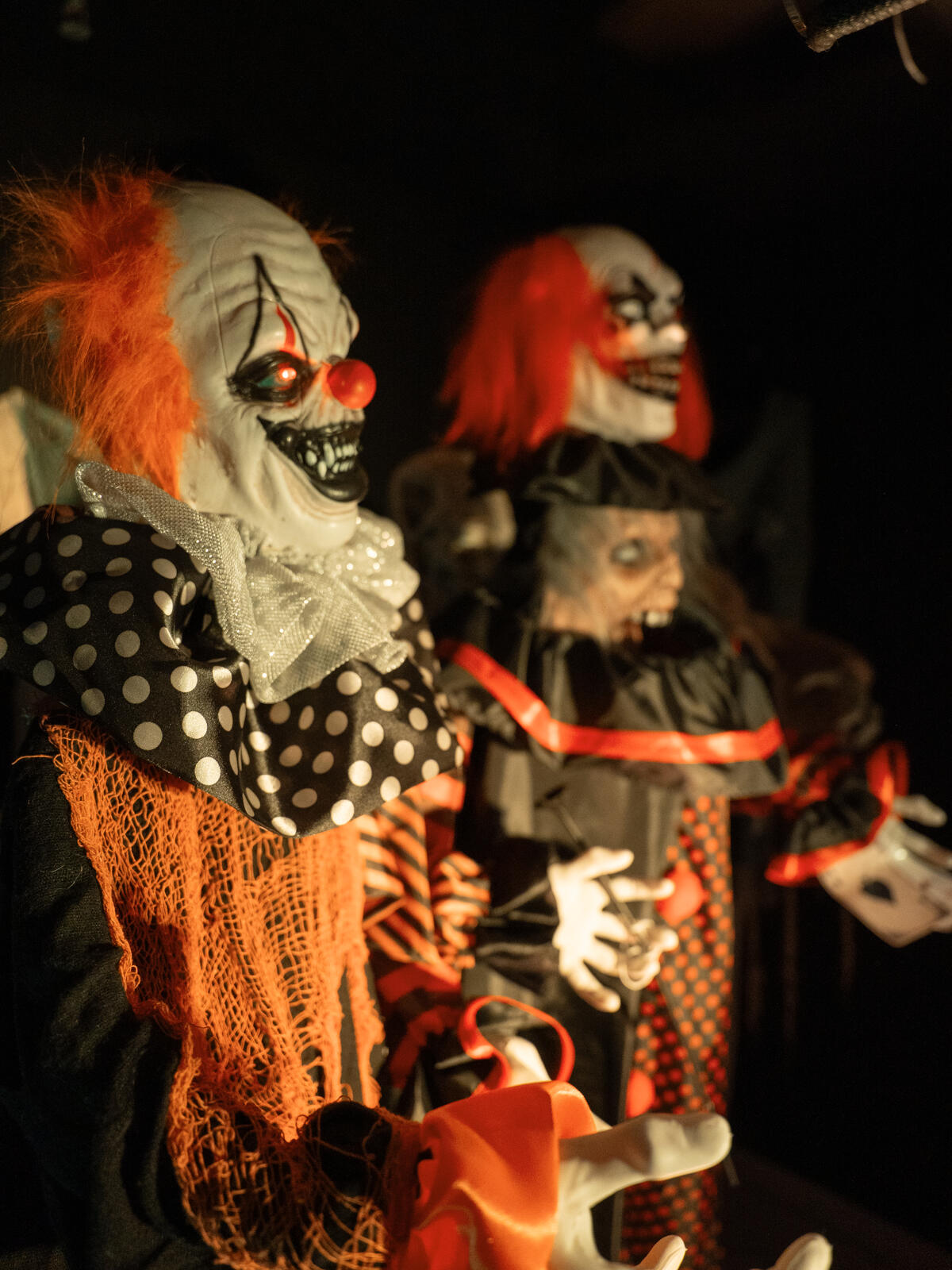 Europalms Halloween Figur Clown mit Luftballon, animiert, 166cm – Ansicht 7